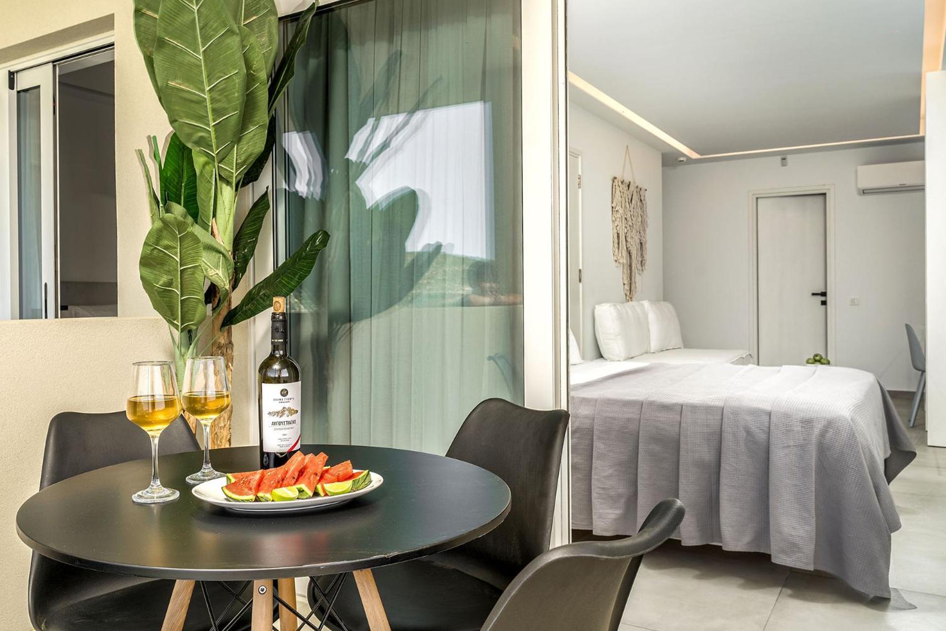 Myzith Luxury Suites Keri 外观 照片