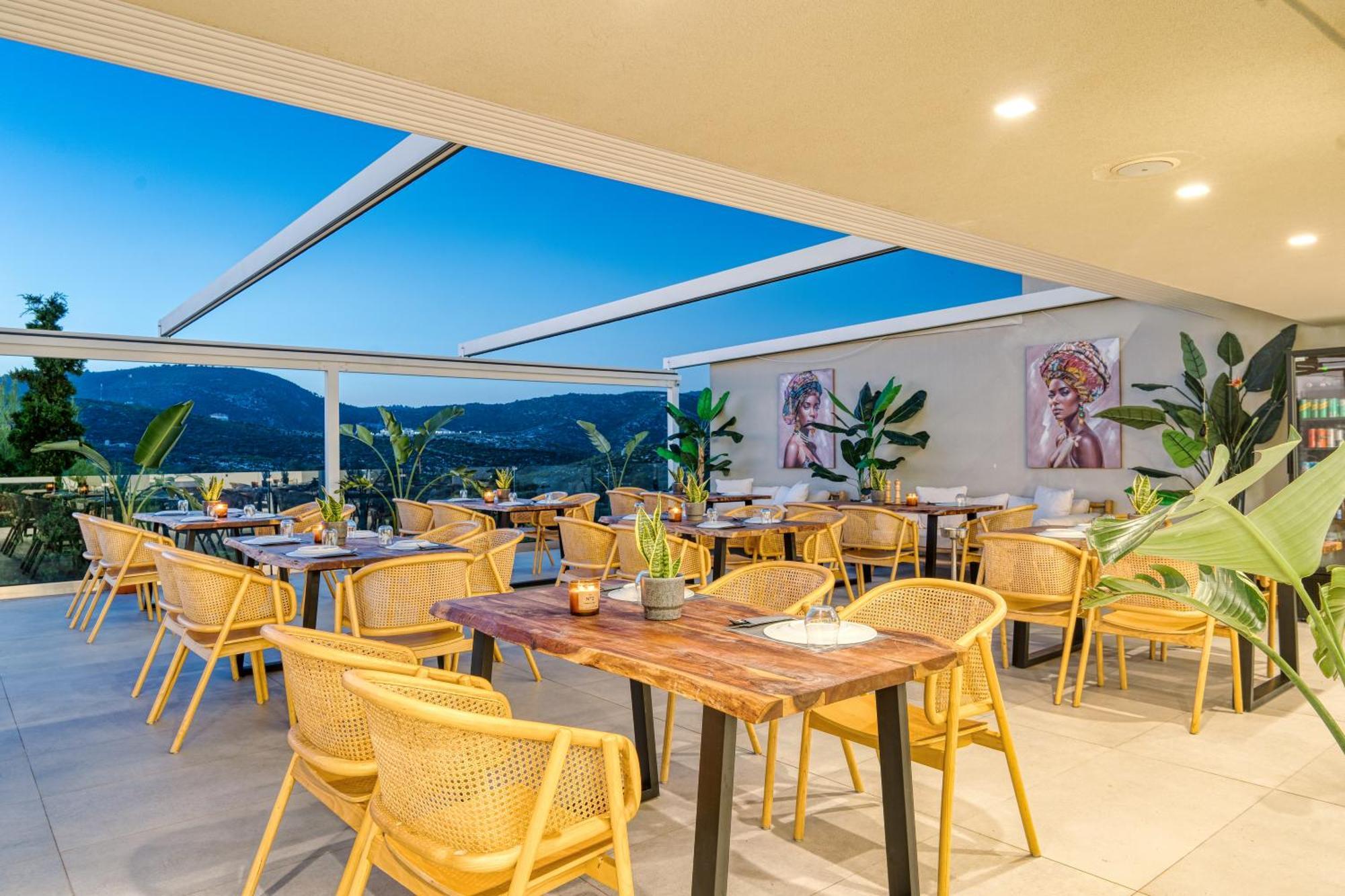 Myzith Luxury Suites Keri 外观 照片
