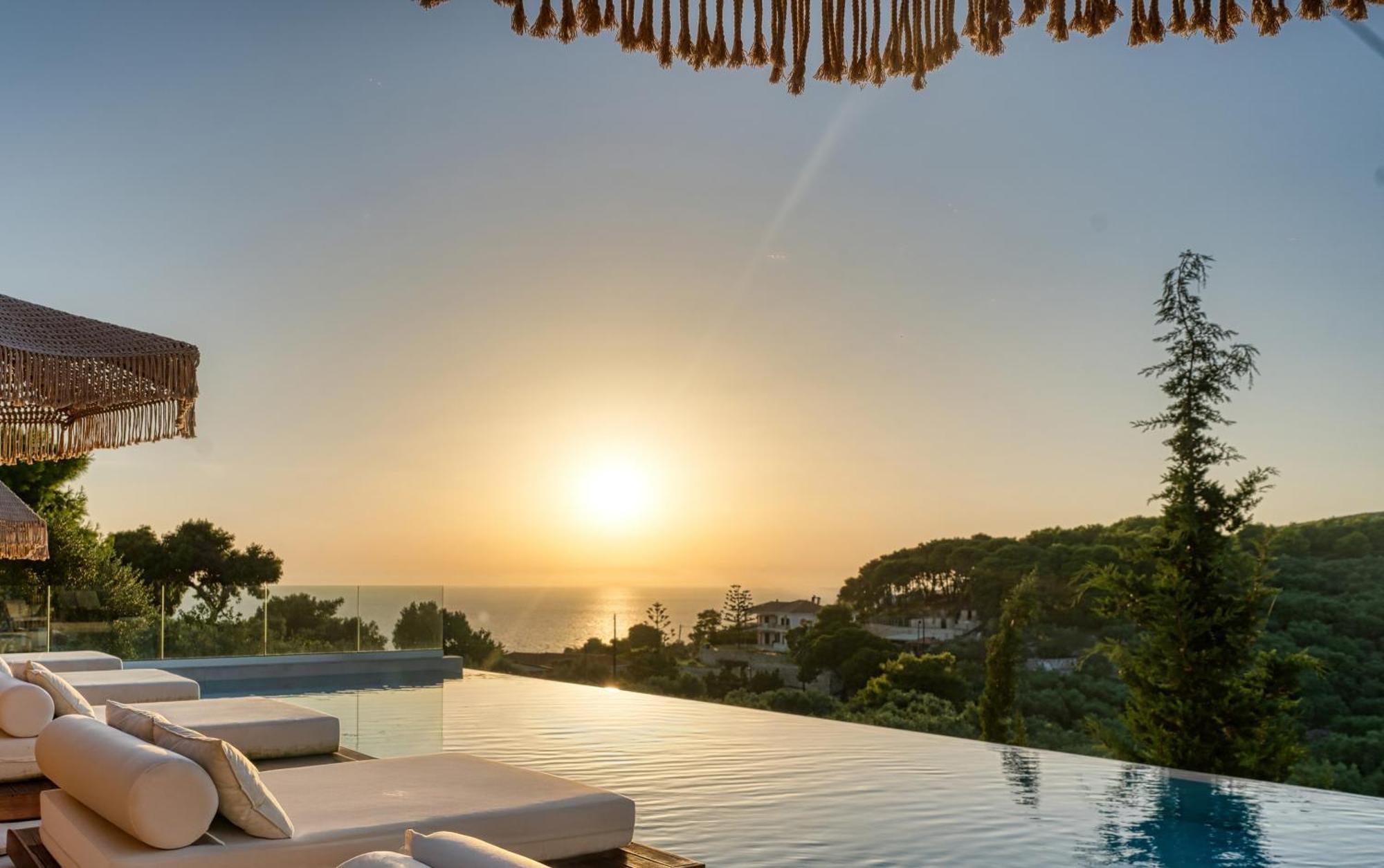 Myzith Luxury Suites Keri 外观 照片
