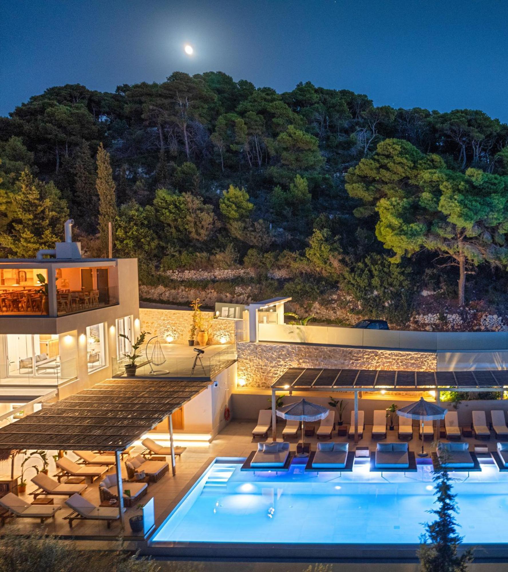 Myzith Luxury Suites Keri 外观 照片