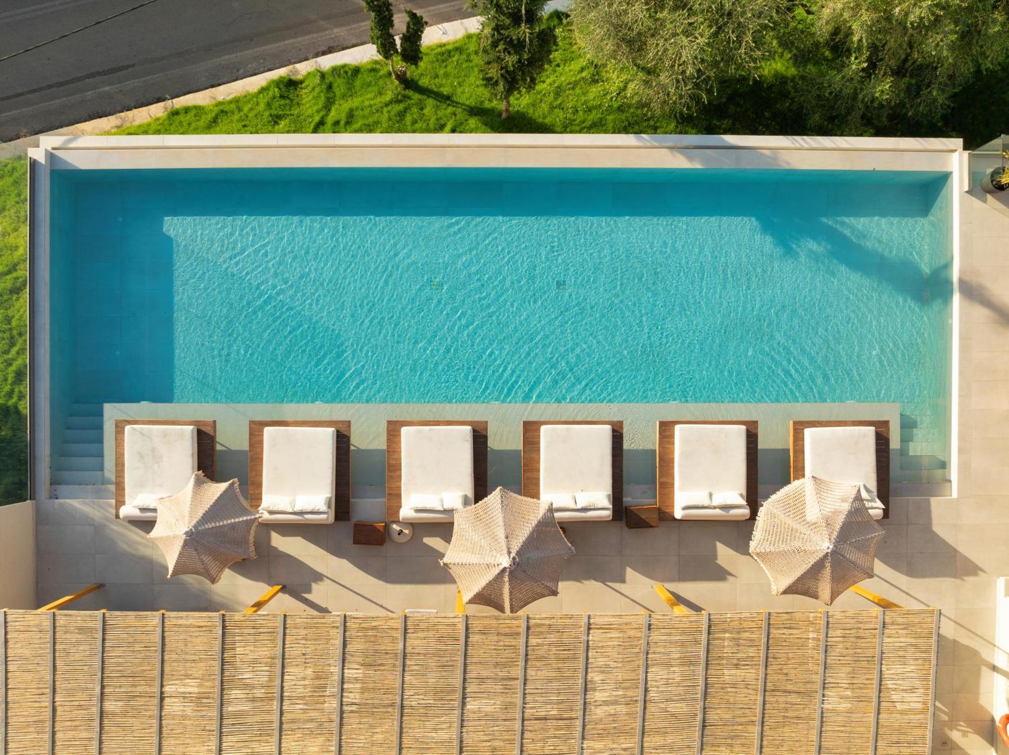 Myzith Luxury Suites Keri 外观 照片